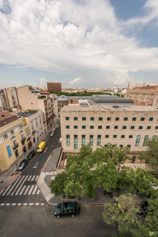 Apartamentos Los Jerónimos Madrid Habitación foto