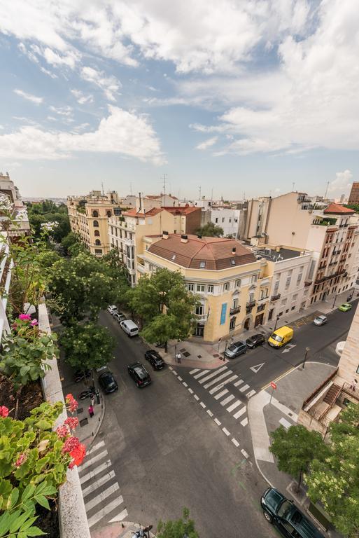 Apartamentos Los Jerónimos Madrid Exterior foto