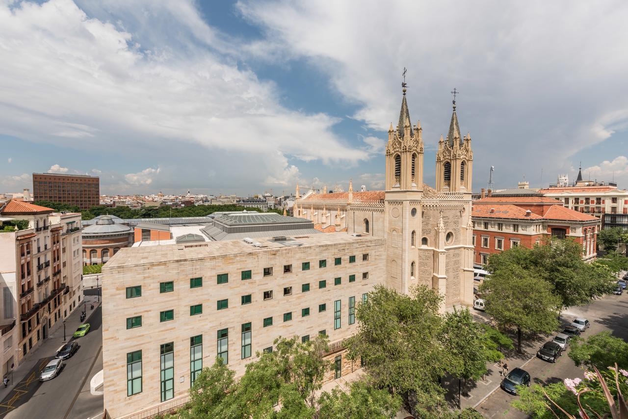 Apartamentos Los Jerónimos Madrid Exterior foto